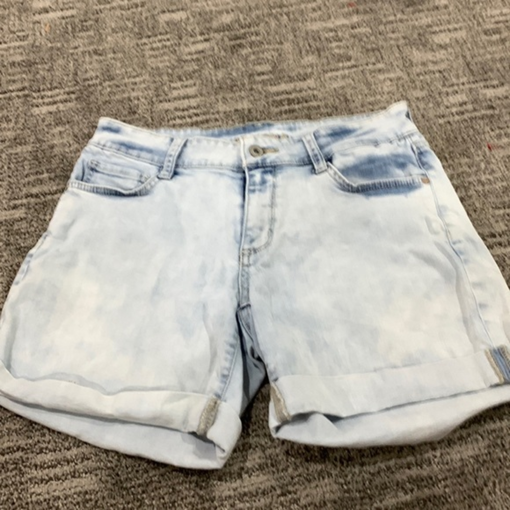 Arizona‎ Jeans Acid Wash Shorts Women’s Size 7 Mom shorts
